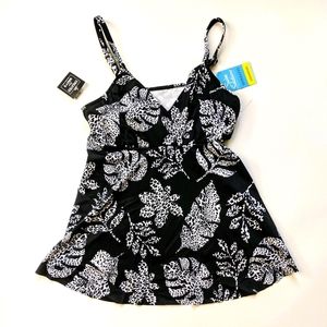 Swim Solutions Spotted Leaf Underwire Tankini Top